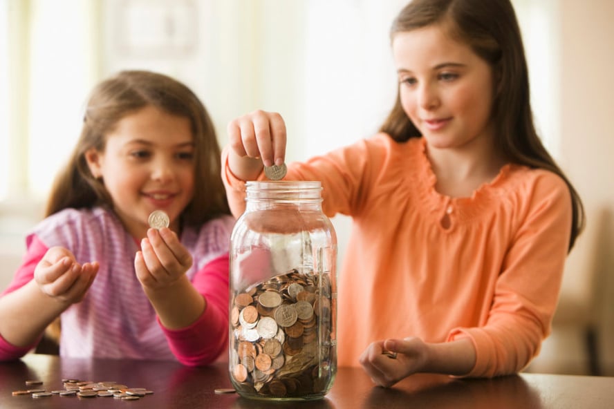 teaching-kids-to-save-money